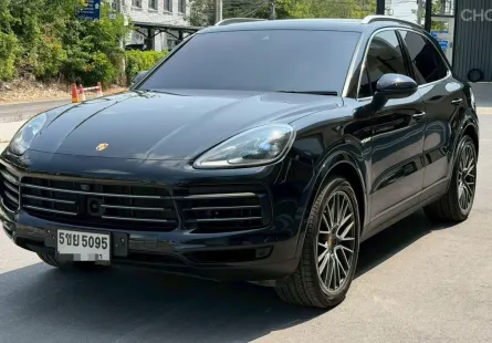 2019 PORSCHE CAYENNE E-HYBRID สีดำ