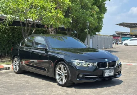 BMW 330e (F30) Plug-in hybrid ปี 2018 จด 2020