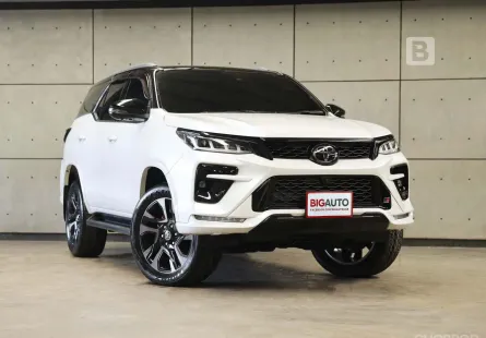 2023 Toyota FORTUNER 2.8 GR Sport (Black Top) 4WD SUV AT ไมล์แท้ 4 หมื่น มือแรกจากป้ายแดง B5115