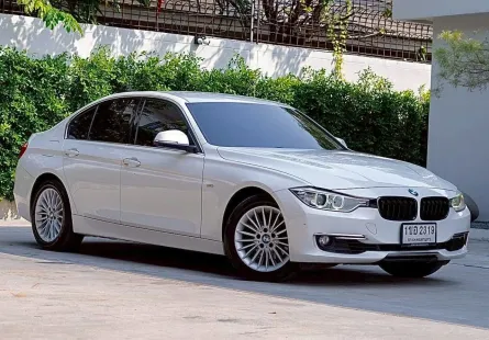 BMW 320i 2.0 Luxury(F30) | ปี : 2015 จด 17