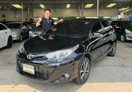 Toyota Yaris 1.2i ปี 2019 สีดำ