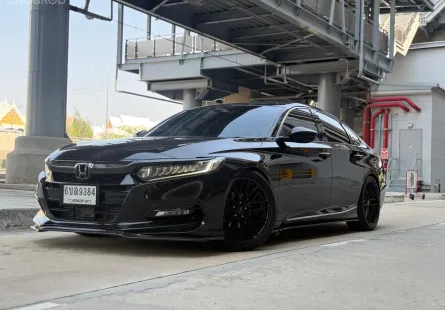 Honda Accord 1.5 TURBO 2023 เลขไมล์น้อยน่าใช้
