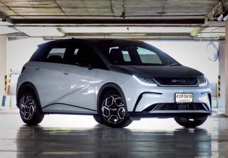2023 BYD Dolphin EXTENDED Range 44.9 kWh รถเก๋ง 5 ประตู  รถบ้านแท้ ไมล์น้อย  
