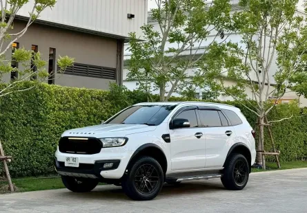 Ford Everest 3.2 Titanium 4WD  ปี 2018 รถบ้าน มือเดียวป้ายแดง  