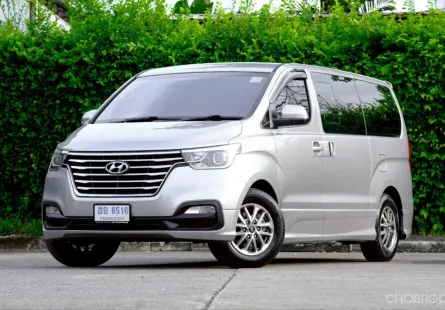 2019 Hyundai H-1 2.5 Elite รถตู้/VAN รถบ้านแท้  ไมล์น้อย  มือเดียวป้ายแดง  