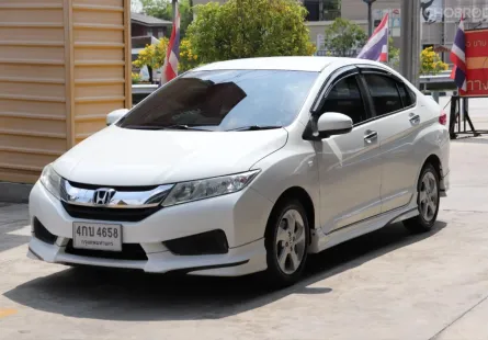 2015 Honda CITY 1.5 i-VTEC รถเก๋ง 4 ประตู 
