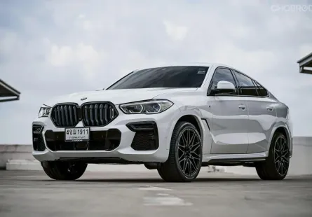 BMW X6 xDrive40i M Sport ปี 2022  ของหายากนานๆทีมีเข้ามา วารันตี/ฺBSI เหลือครบ