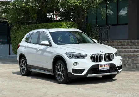 2018 BMW X1 F48  รถมือเดียวป้ายแดง รถวิ่งน้อย 70,000 กม เข้าศูนย์ทุกระยะ รถไม่เคยมีอุบัติเหตุครับ