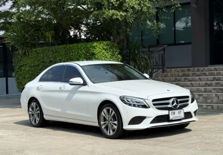 2020 BENZ C220D W205 รถมือเดียวออกป้ายแดง รถวิ่งน้อย เข้าศูนย์ทุกระยะ รถไม่เคยมีอุบัติเหตุครับ