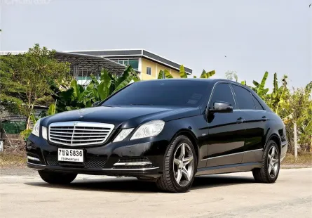 Mercedes-Benz E-Class E200 1.8 ปี 2011 รถมือสองสภาพดี