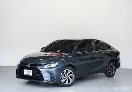 Toyota Yaris Ativ 1.2 Premium Luxury ปี 2022 ขายรถสภาพดี