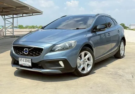 2014 Volvo V40 2.0 Cross Country T5 รถเก๋ง 5 ประตู 