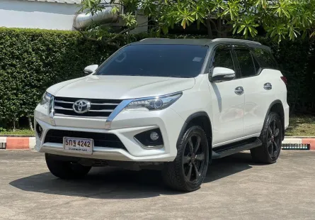 TOYOTA Fortuner 2.8 TRD 4WD ปี 2017