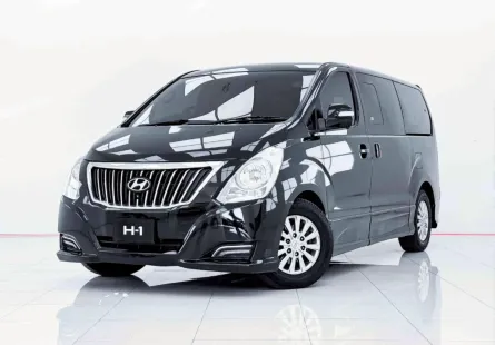 6B560 HYUNDAI H-1 2.5 DELUXE AT 2018