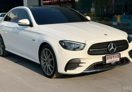 2022 Mercedes-Benz E-Class 2.0 E300e รถเก๋ง 4 ประตู ฟรีดาวน์ รถสวย ไมล์น้อย 
