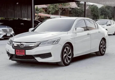 2018 Honda ACCORD 2.0 รถเก๋ง 4 ประตู รถบ้านมือเดียว 