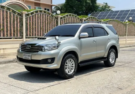 Toyota Fortuner 3.0 V ปี 2014 รถสวย มือเดียว