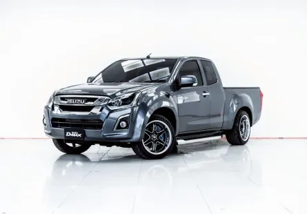 3B522 ISUZU D-MAX 1.9 L SPACECAB MT 2016