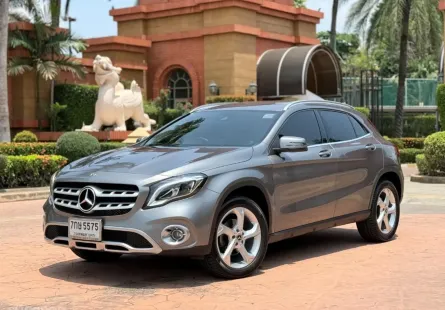 Mercedes-Benz GLA-Class 1.6 GLA200 2018 รถบ้านสวย ไมล์น้อย 