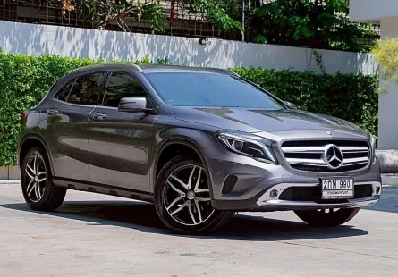 MERCEDES BENZ 1.6 GLA200 Urban โฉม W156 | ปีจด : 2017