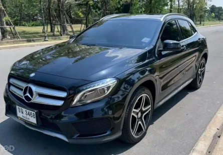 Mercedes-Benz GLA-Class GLA250 2017 พร้อมใช้งาน สภาพเยี่ยม 