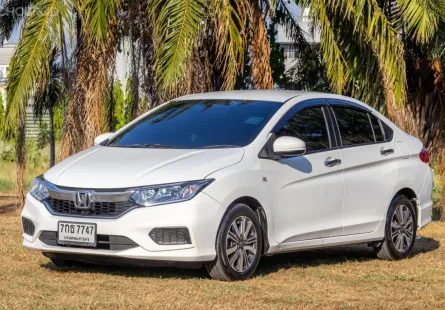 2018 Honda CITY รถเก๋ง 4 ประตู รถบ้านแท้