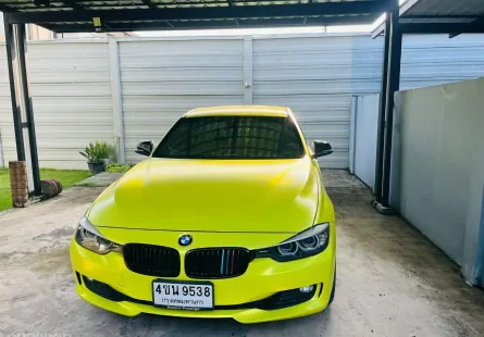 2014 BMW 3 Series 2.0 320i รถเก๋ง 4 ประตู รถสวย