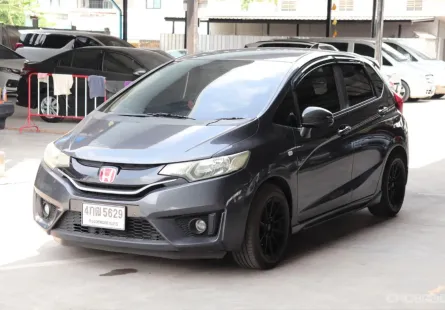2015 Honda JAZZ 1.5 i-VTEC รถเก๋ง 5 ประตู 