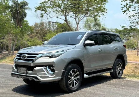 TOYOTA FORTUNER 2.4 V  ปี 2020