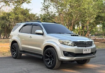 Toyota Fortuner 3.0 V 2 WD ปี 2013