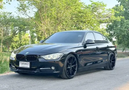 BMW F30 320d Sport  ปี 2012