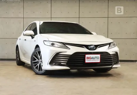 2023 Toyota CAMRY 2.5 HEV Premium Luxury Sedan AT ไมล์แท้ รับประกันตัวรถ 5 ปี 150,000 KM B6496