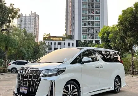 2023 Toyota ALPHARD 2.5 รถตู้/MPV รถบ้านมือเดียว ไมล์น้อย แต่งสวย  