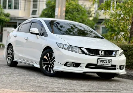 Honda Civic FB 1.8E เครื่องยนต์: เบนซิน เกียร์:AT ปี:2015 สี:ขาว 