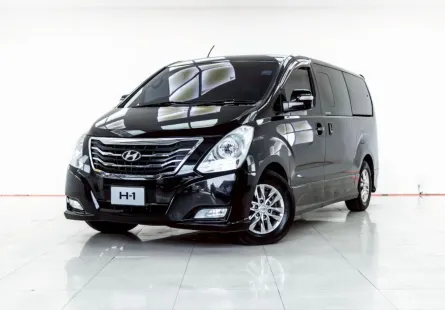 4B216 HYUNDAI H-1 2.5 ELITE AT 2018