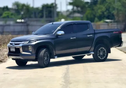 MITSUBISHI TRITON Plus 2.5 AT ปี 2019 จด 2022 สีเทา