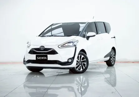 2B422 Toyota Sienta 1.5 V 2020 รถครอบครัวสุดคุ้ม
