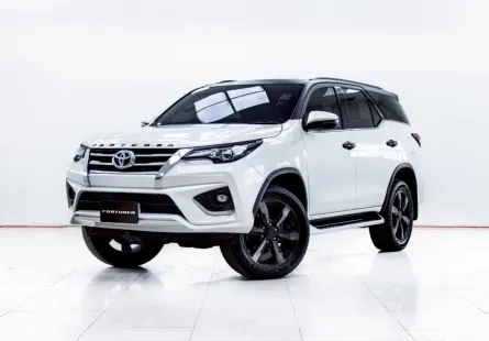 5C767 Toyota Fortuner 2.8 TRD Sportivo 2018 รถมือสองสภาพดี