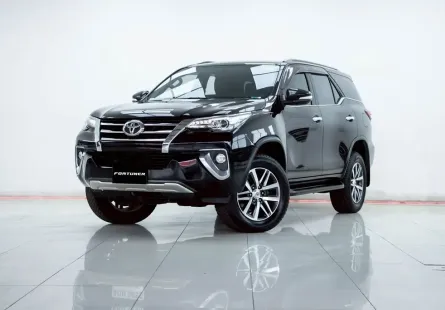 2B436 Toyota Fortuner 2.4 V 2017 รถ SUV มือสองสภาพดี
