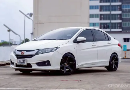 Honda CITY 1.5 i-VTEC 2014 เกียร์ธรรมดา สีขาว สวยมาก 