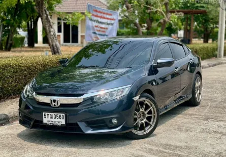 รุ่นรถ : Honda Civic FC 1.8EL เครื่องยนต์: เบนซิน  เกียร์: ออโต้  ปี: 2016 สี: น้ำเงิน 