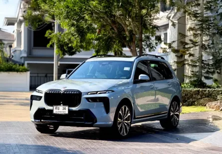 BMW X7 xDrive40d 2023 สภาพใหม่ ไมล์น้อย มือเดียวป้ายแดง  สีเทานมสวยๆ  