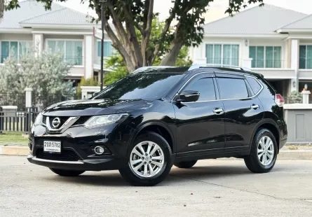 ขายรถ นิสสัน X-Trail 2.0 ปี 2016 ใช้งานน้อย ออปชั่นครบ รถสวย มือเดียวป้ายแดง  