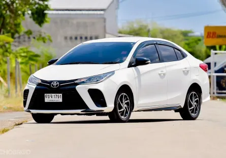 Toyota Yaris Ativ 1.2 Sport A/T ปี 2022