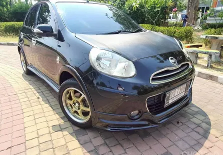 Nissan March 1.2 vl ตัวทัอปสุด ปี 2011 สภาพดี
