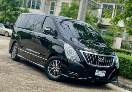 Hyundai H1 2.5 Deluxe (A2) ออโต้ ดีเซล สีดำ ปี2017 