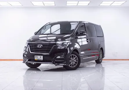 1F374 HYUNDAI H-1 2.5 ELITE 2022
