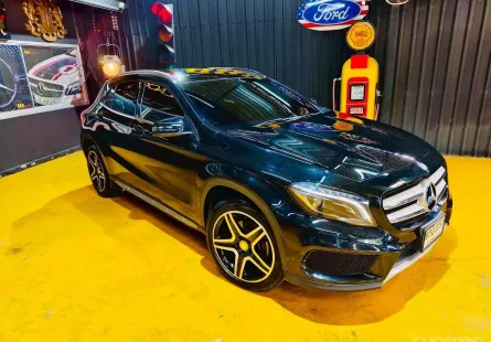 Mercedes-Benz GLA-Class GLA250 2017 พร้อมใช้งาน สภาพเยี่ยม 