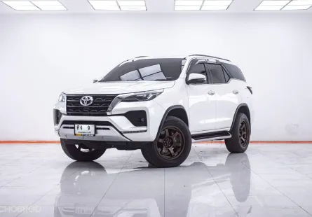1F429 TOYOTA FORTUNER 2.4 V  AT 2021
