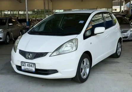 Honda Jazz 1.5VTEC รุ่นรอง Top ปี 2008 สีขาว